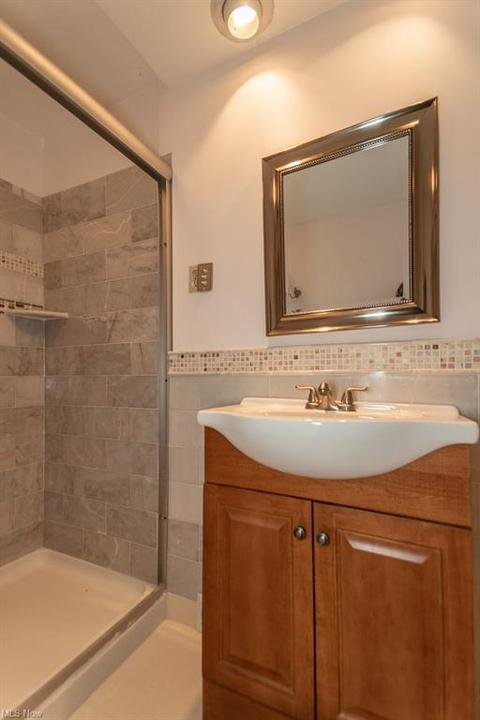 9440 Headlands Rd, Mentor, OH 44060 photo 29