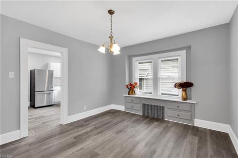 462 Dayton St, Akron, OH 44310 photo 7
