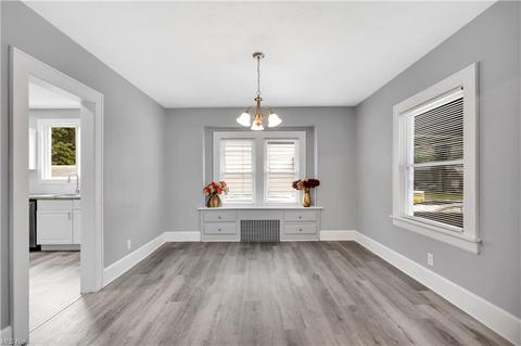 462 Dayton St, Akron, OH 44310 photo 6