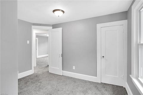 462 Dayton St, Akron, OH 44310 photo 17