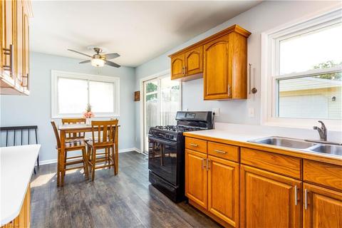 1906 Homewood Dr, Lorain, OH 44055 photo 16