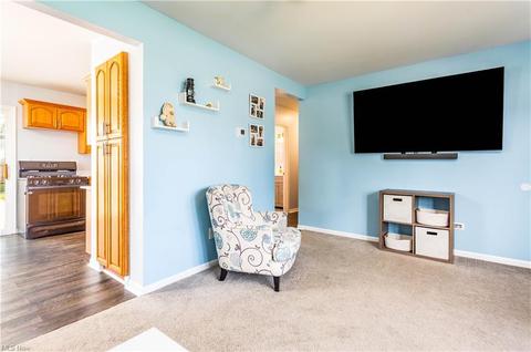 1906 Homewood Dr, Lorain, OH 44055 photo 7