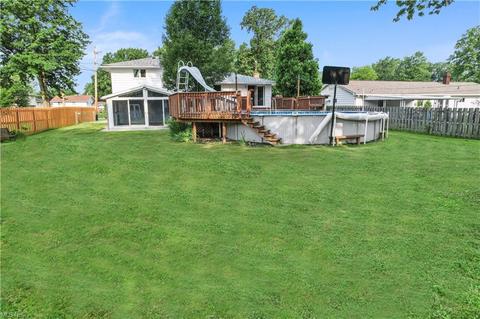 7107 E Jefferson Dr, Mentor, OH 44060 photo 4