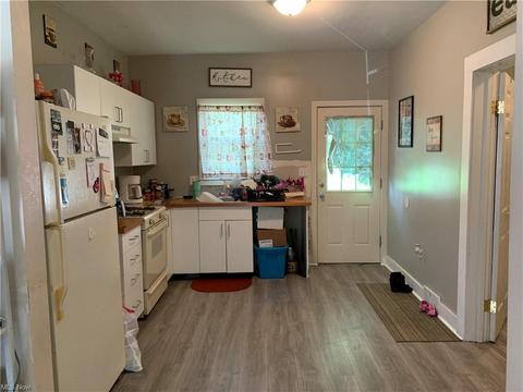 83 Hawthorne St, Struthers, OH 44471 photo 8