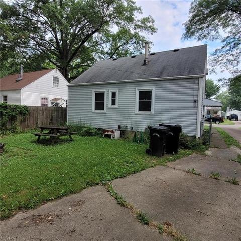 627 Cornell Ave, Elyria, OH 44035 photo 9