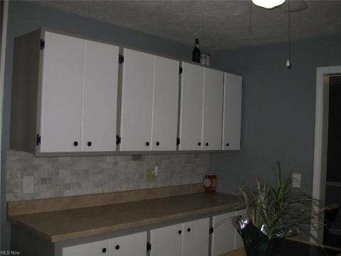 1114 Gulf Rd, Elyria, OH 44035 photo 12