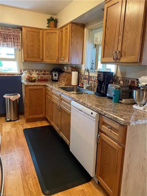 623 Lyndon Ave, Ashtabula, OH 44004 photo 8