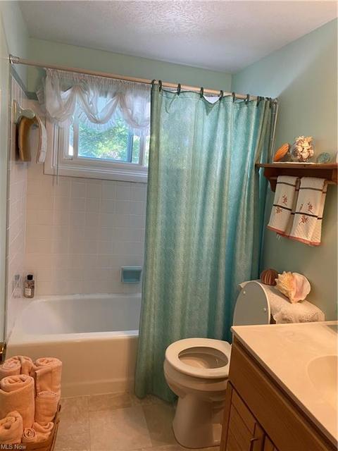 623 Lyndon Ave, Ashtabula, OH 44004 photo 24