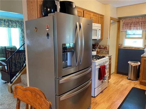 623 Lyndon Ave, Ashtabula, OH 44004 photo 9