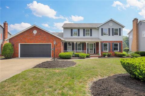 6874 Fenwick Ave NE, Canton, OH 44721 photo 1
