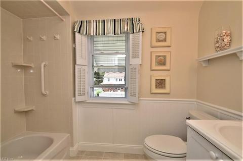 54 E 216th St, Euclid, OH 44123 photo 12