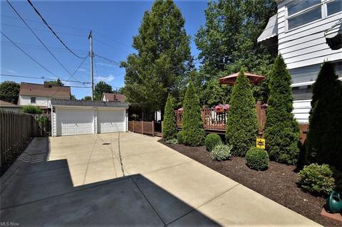 54 E 216th St, Euclid, OH 44123 photo 18