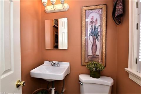 54 E 216th St, Euclid, OH 44123 photo 7