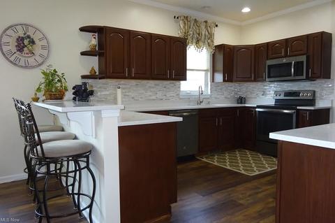 229 Kansas Ave, Elyria, OH 44035 photo 7