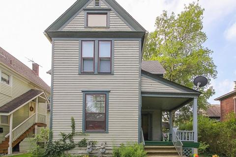 356 4th St, Elyria, OH 44035 photo 2