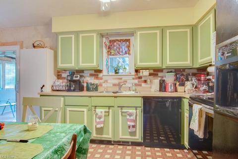 4154 Ruth Dr, Rootstown, OH 44272 photo 5