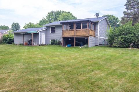 4154 Ruth Dr, Rootstown, OH 44272 photo 2