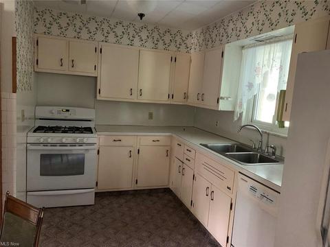 7175 Rolling Ridge Rd NE, Canton, OH 44721 photo 6