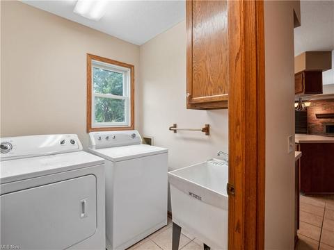 6504 Lynleigh Cir NW, Canton, OH 44708 photo 14