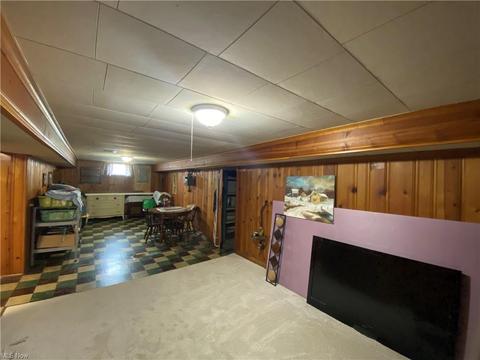 876 5th St, Struthers, OH 44471 photo 22