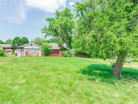 988 Nevin St, Akron, OH 44310 photo 26
