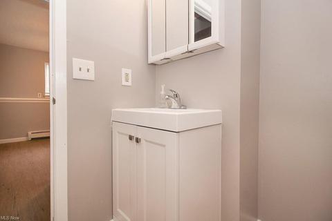 618 State St, Elyria, OH 44035 photo 23