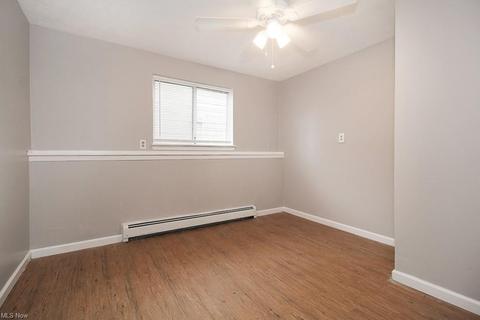 618 State St, Elyria, OH 44035 photo 24