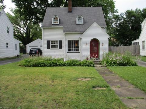 136 Homestead Dr, Boardman, OH 44512 photo 1