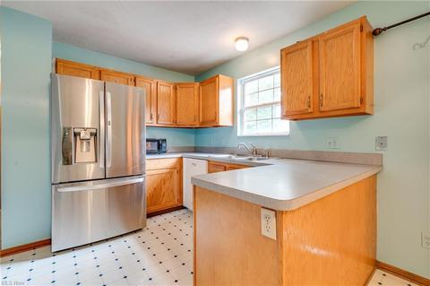 1249 Mount Vernon Ave, Akron, OH 44310 photo 13