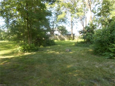 1532 E 291st St, Wickliffe, OH 44092 photo 4