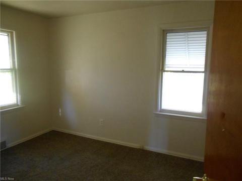 1532 E 291st St, Wickliffe, OH 44092 photo 14