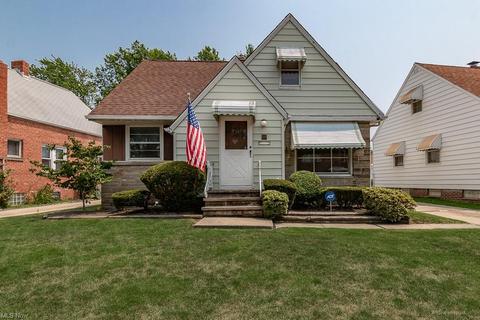825 E 237th St, Euclid, OH 44123 photo 1