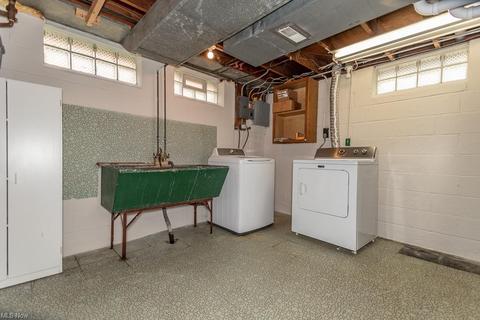 825 E 237th St, Euclid, OH 44123 photo 27