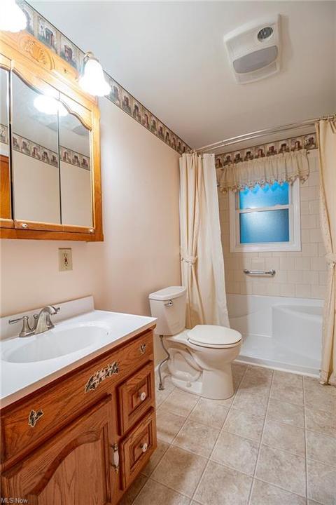 39553 Robert Ln, Elyria, OH 44035 photo 12