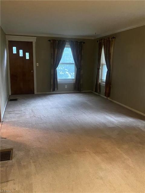 618 Prospect Rd, Berea, OH 44017 photo 6