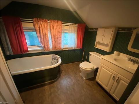 618 Prospect Rd, Berea, OH 44017 photo 12