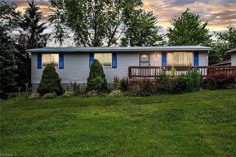 2423 Dewey Rd, Ashtabula, OH 44004 photo 2