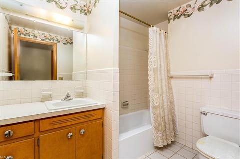337 Colgate Ave, Elyria, OH 44035 photo 24