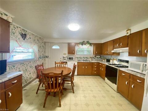 216 Jefferson Ave, Wheeling, WV 26003 photo 6