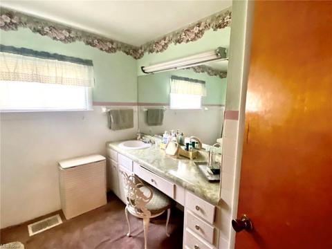 216 Jefferson Ave, Wheeling, WV 26003 photo 13