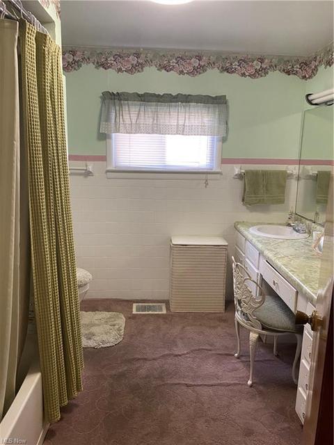 216 Jefferson Ave, Wheeling, WV 26003 photo 12