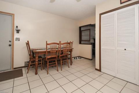 432 Xavier St, Elyria, OH 44035 photo 10