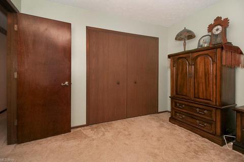 432 Xavier St, Elyria, OH 44035 photo 13