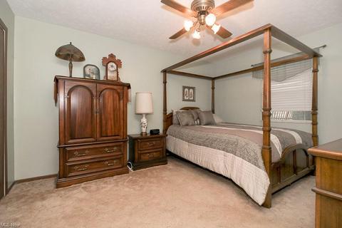 432 Xavier St, Elyria, OH 44035 photo 12