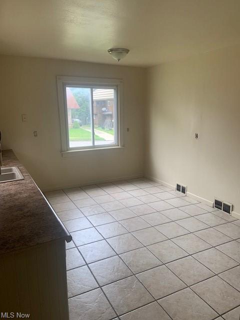 2139 Midlothian, Struthers, OH 44471 photo 4
