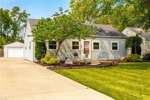 626 Hilliard Rd, Elyria, OH 44035 photo 1