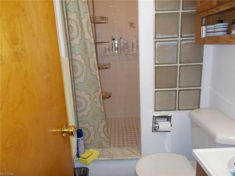 2114 W 16th St, Ashtabula, OH 44004 photo 12