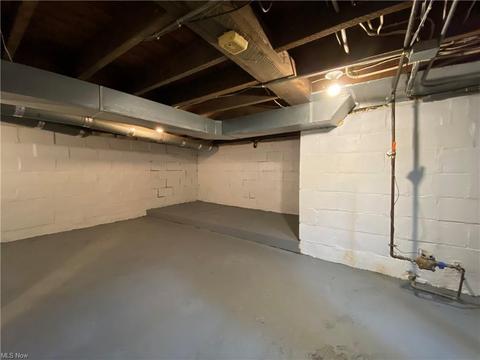 37655 2nd St, Willoughby, OH 44094 photo 28