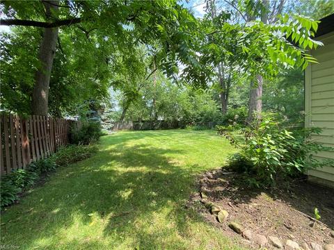 37655 2nd St, Willoughby, OH 44094 photo 6