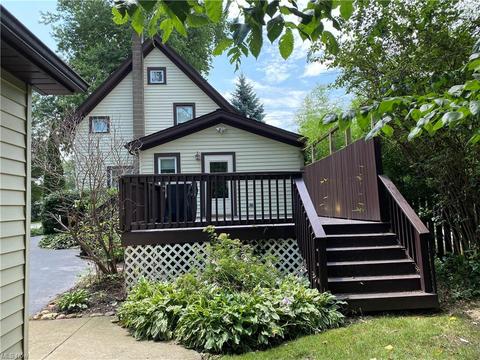 37655 2nd St, Willoughby, OH 44094 photo 4